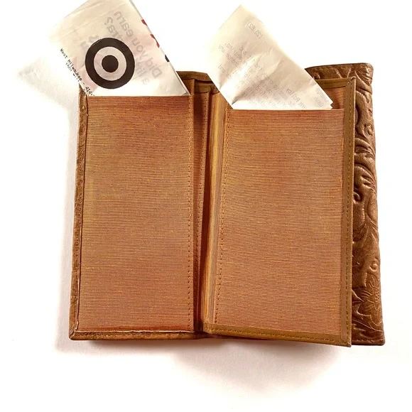 Vintage Women’s Light Brown Embossed Floral Genuine Leather Wallet - Picture 8 of 8